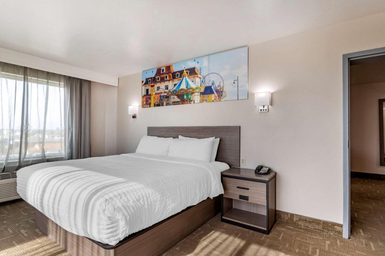 Clarion Pointe Galveston Seawall מראה חיצוני תמונה