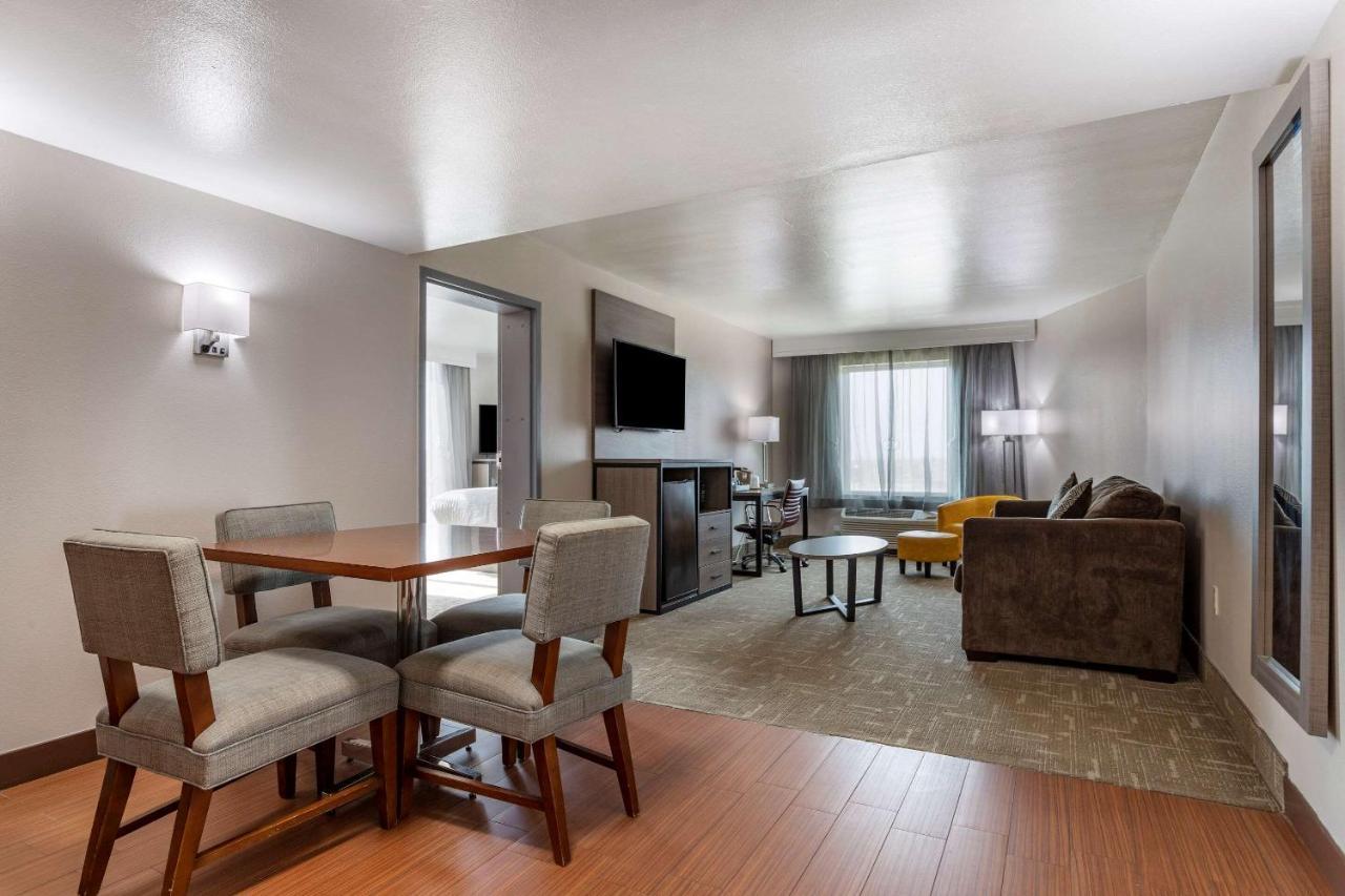 Clarion Pointe Galveston Seawall מראה חיצוני תמונה